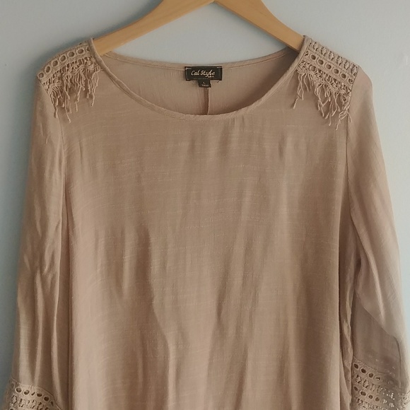 Cal Style Top - Picture 2 of 7